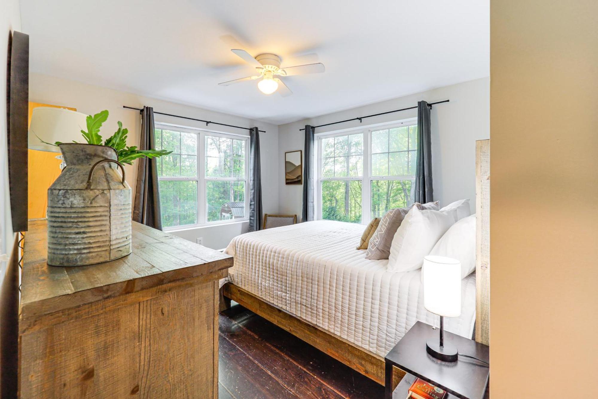 Luxe Appalachian Mountain Cabin With Hot Tub, Views Warrensville Dış mekan fotoğraf